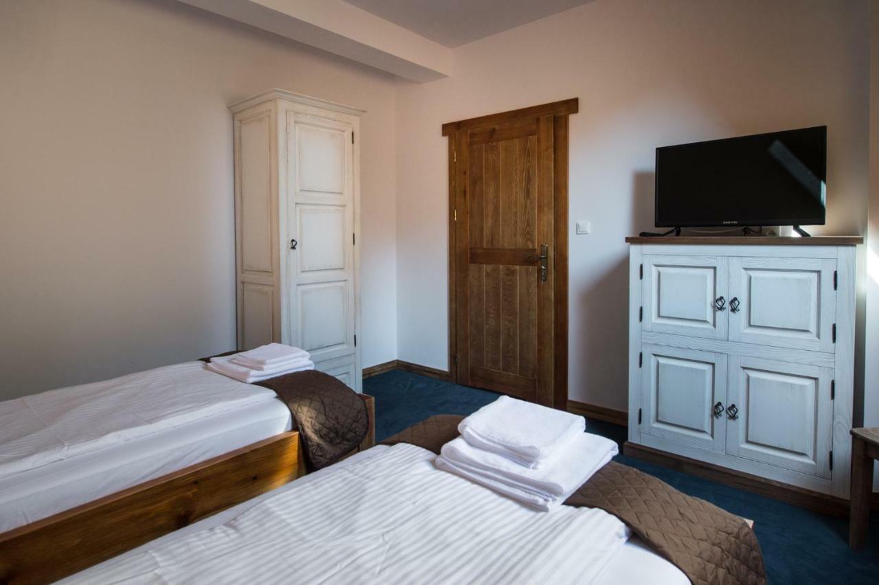 Dwor U Papuga Apartman Ruciane-Nida Kültér fotó