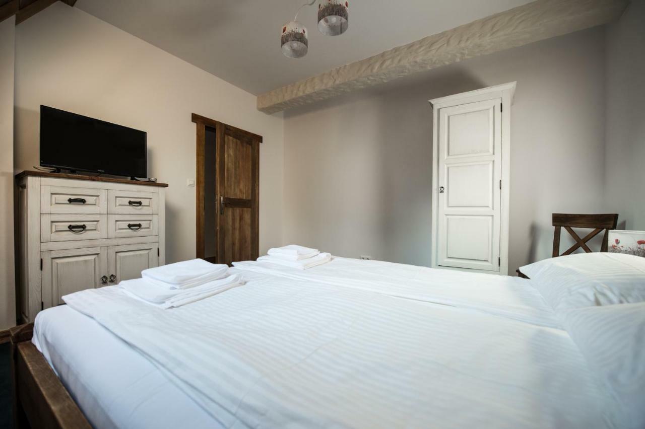 Dwor U Papuga Apartman Ruciane-Nida Kültér fotó